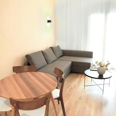 Apartment Citybreak 303 *